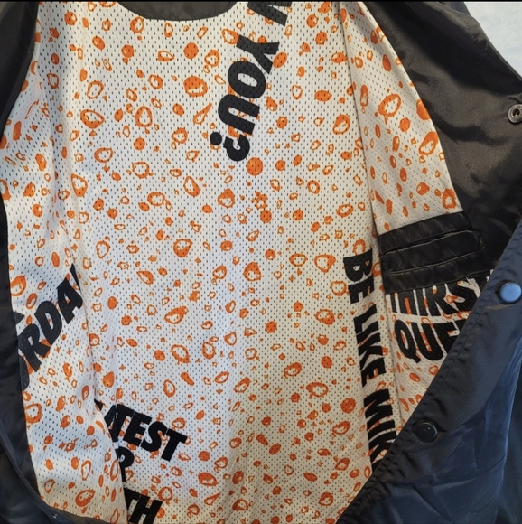 Jordan Like Mike Gatorade Coaches Jacket Black Orange Retro JumpMan Windbreaker - Picture 8 of 10